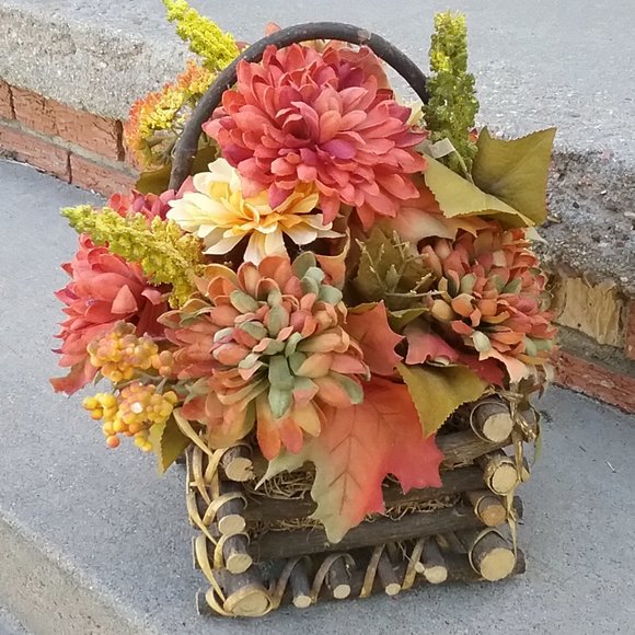 Other - Fall floral basket
